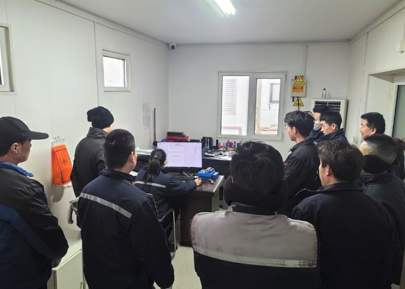 उत्पादन सुरक्षा बैठक